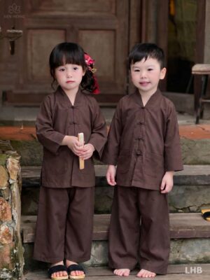 La hán BÉ nam nữ - Nâu