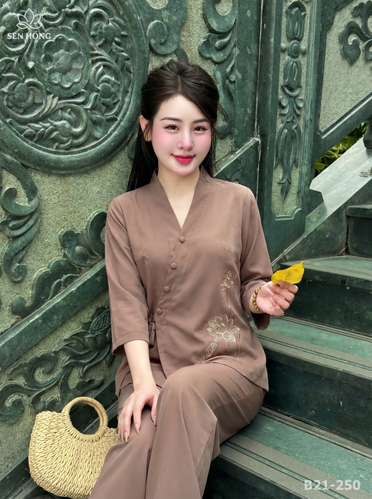 SHchỉnh_sửa_thay_trang_phục_202605291152 (1) SHchinh sua thay trang phuc 202605291152 1