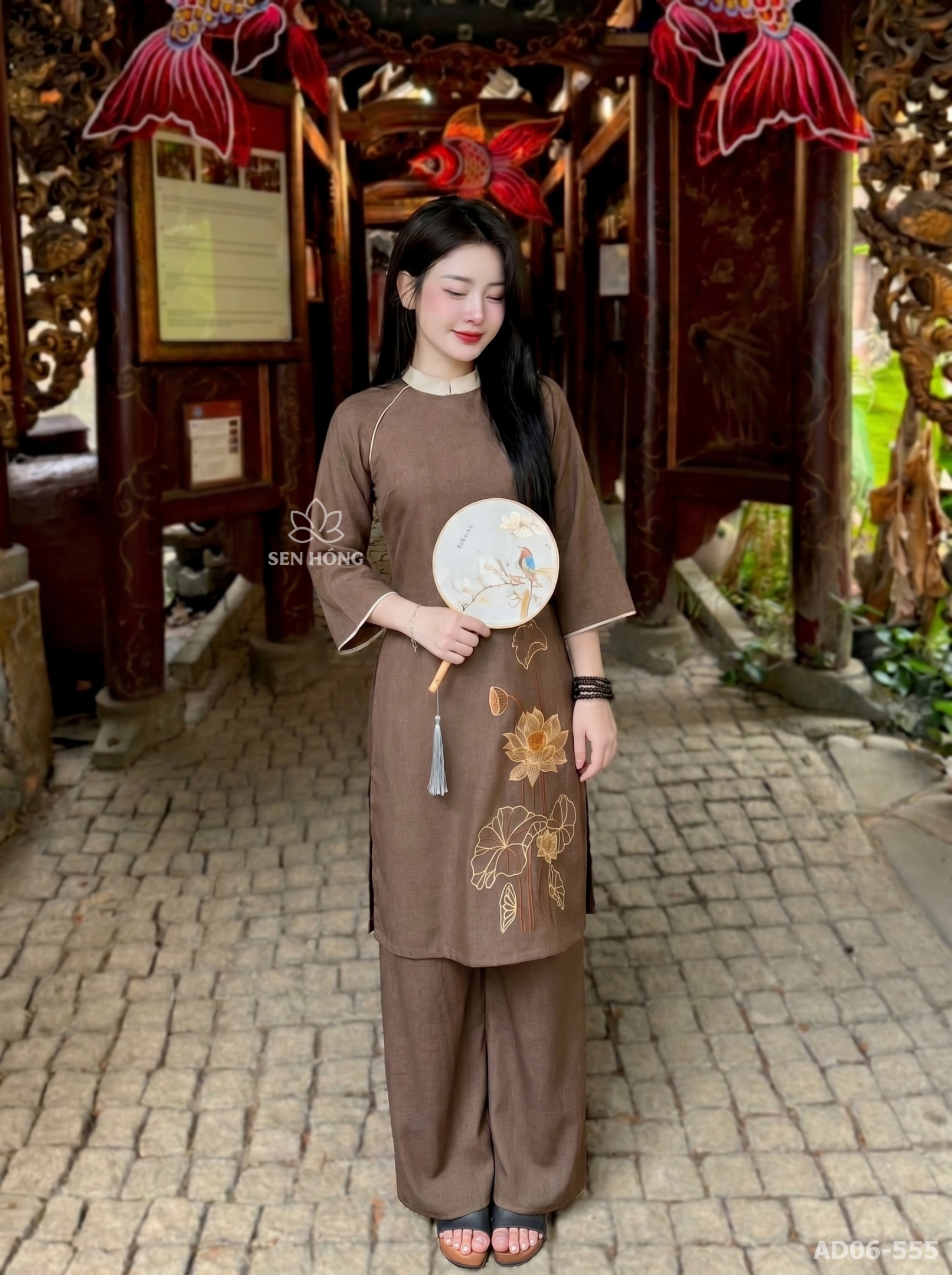 SHxóa_viền_ở_chân_quần_202606101445